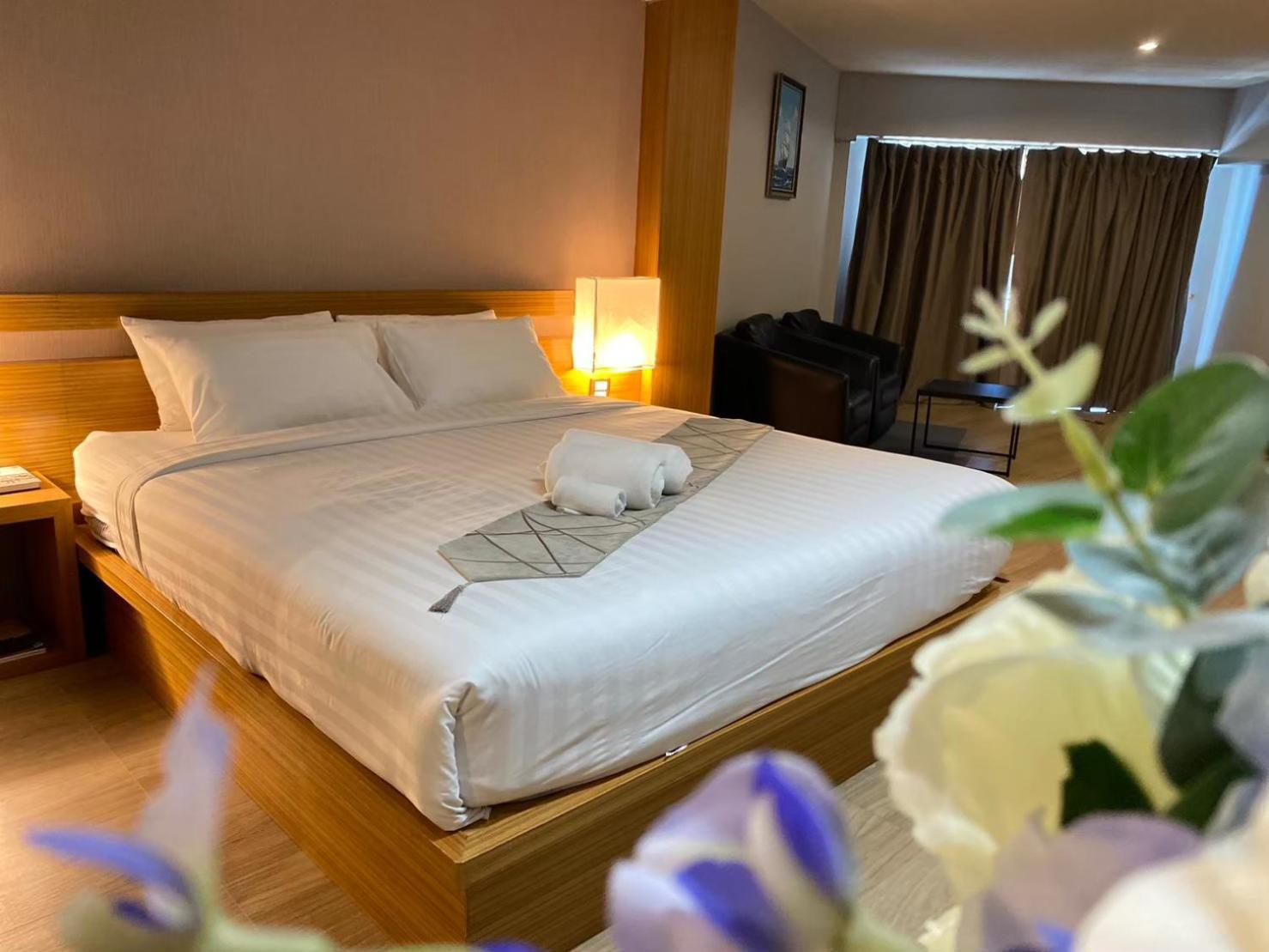 Buritel Hotel Бурирам Экстерьер фото